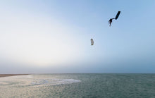 Carica l'immagine nel visualizzatore di Gallery, action_shot
