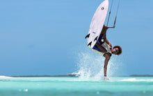 Lade das Bild in den Galerie-Viewer, action_shot