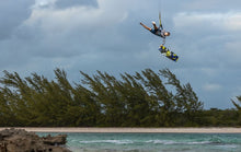 Carica l'immagine nel visualizzatore di Gallery, action_shot