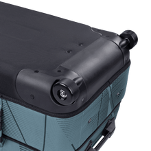 Carica l'immagine nel visualizzatore di Gallery, Duotone Travelbag 2026