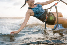 Carica l'immagine nel visualizzatore di Gallery, ION Sol Curv Kite Harness Women 2024